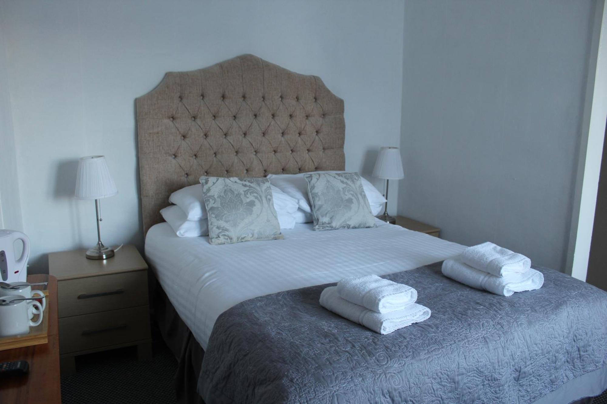 The Paddocks Hotel Symonds Yat Bagian luar foto