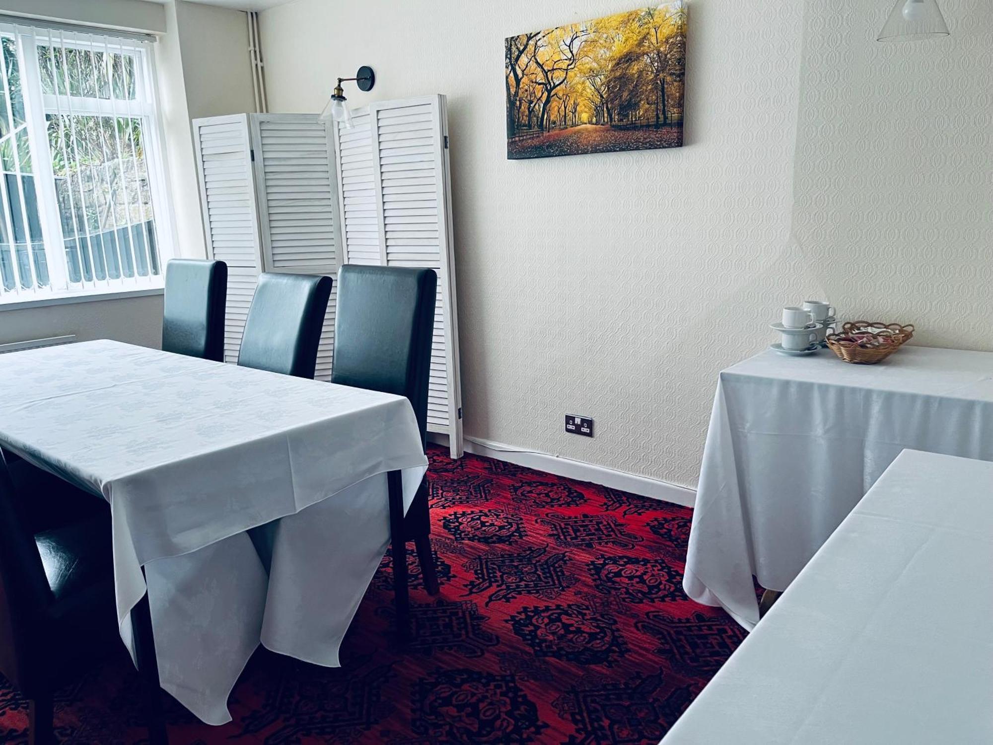 The Paddocks Hotel Symonds Yat Bagian luar foto