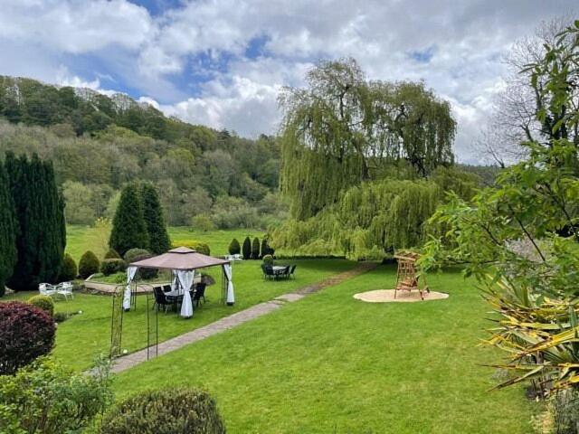 The Paddocks Hotel Symonds Yat Bagian luar foto